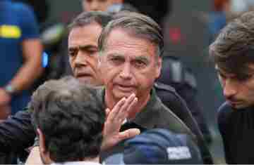  Alexandre de Moraes concede prisão domiciliar a Bolsonaro 